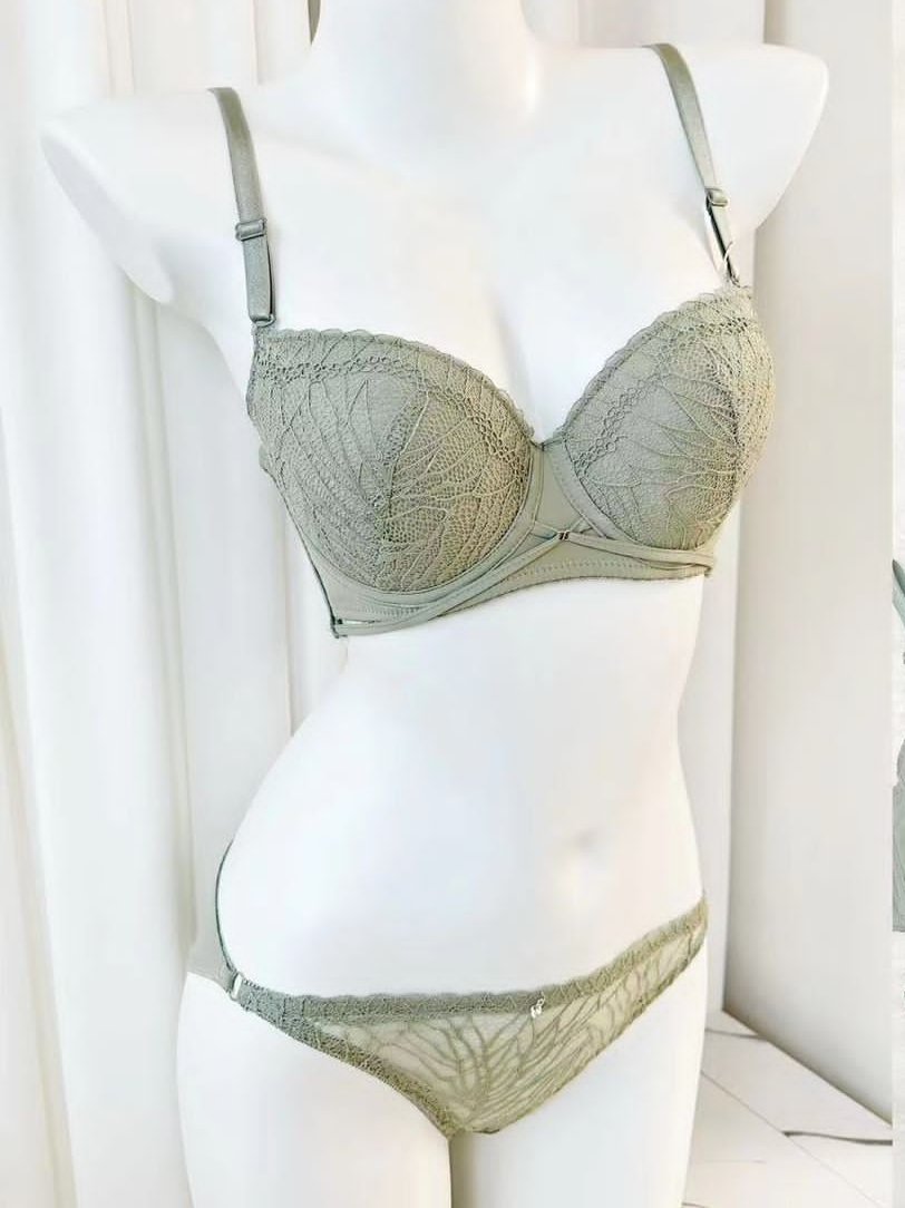 Imported Soft Single Padded Bra set for Bridals (SPBS 008)